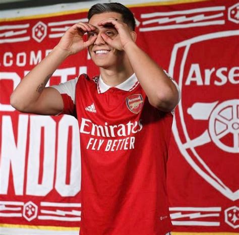 Trossard officially unveiled as Arsenal player