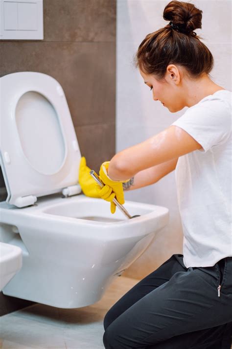 How To Clean Toilet Bowl Stains Like A Pro Eldon Staggs