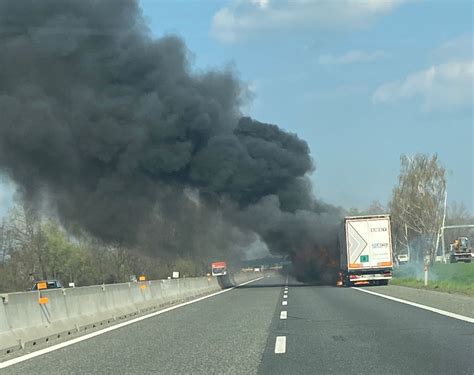 MAPPANO Camion Prende Fuoco Durante La Marcia Sulla Tangenziale