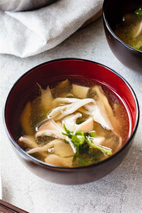 Traditional Japanese Miso Soup