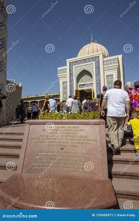 Visitors At Tomb Of Islom Karimov Samarkand Uzbekistan Editorial