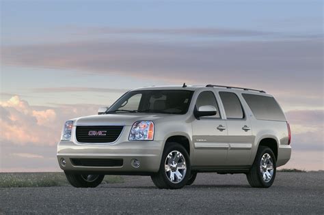 gmc yukon xl iii gmt   specs  technical data fuel