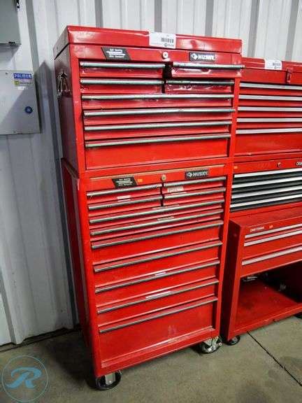 Husky Drawer Toolbox On Casters Roller Auctions