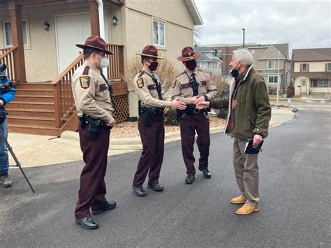 Minnesota Troopers Deliver New Heart For Transplant Recipient