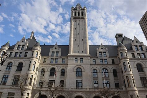 Federal trial begins involving charge of ‘unlawful’ arrest by Milwaukee