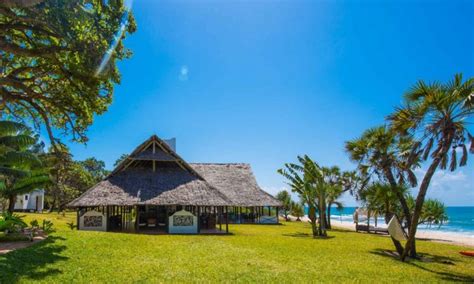 beaches  dar es salaam dar es salaam tanzania beaches