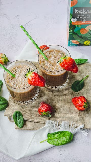 Smoothie Met Amandelmelk Beleaf Lactosevrijeten Nl