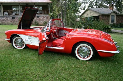 1960 Red Convertible Corvette - Classic Chevrolet Corvette 1960 for sale