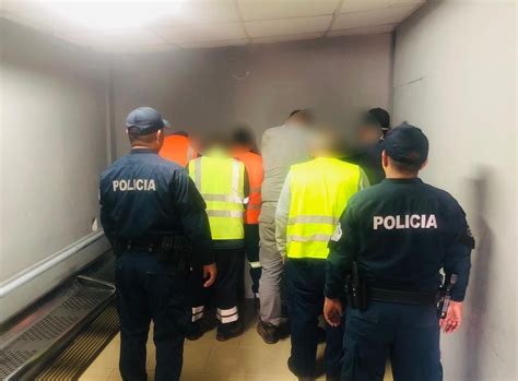 Policía Nacional on Twitter A ocho personas aprehendidas infraganti