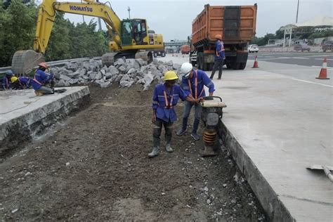 Foto Waspada Macet Pekan Ini Ada Perbaikan Jalan Tol Jakarta