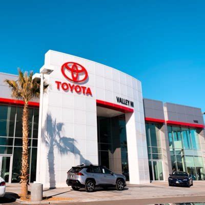 Valley Hi Toyota on Twitter: "#SantaTodd is making your season bright ...