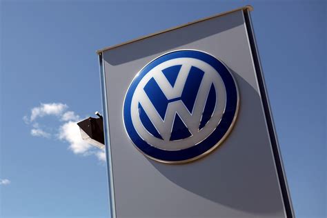 Volkswagen's clean diesel scandal leads to massive recall - Vox