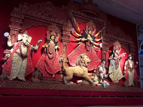 Durga pujo pandals that are worth visiting in Mumbai