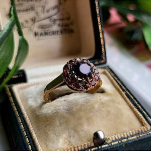 STUNNING Vintage 9ct Gold Garnet Cluster Ring Gold Garnet Ring LAYAWAY