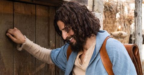 When Jesus Laughs ‘the Chosen’ Actor Jonathan Roumie On The Levity Humanity Of The Hit Series