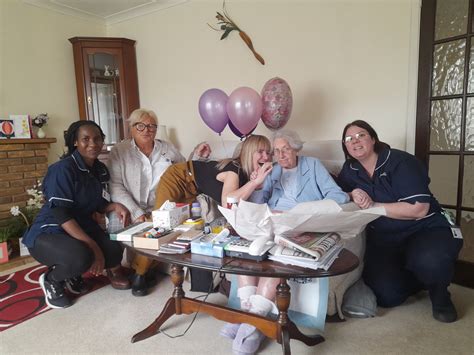 Celebrating Margaret’s 98th Birthday: A Special Surprise from Promedica24