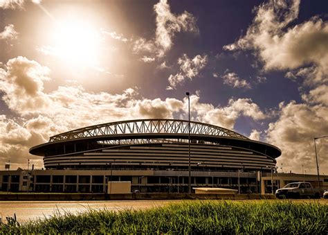 Algérie Coup de théâtre dans l inauguration du stade de Baraki