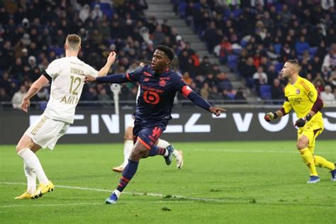 Foot Le Losc Se Rapproche Du Podium Avec Le R Veil De Jonathan David