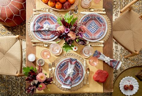 11 Festive Thanksgiving Table Ideas