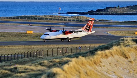 Atr G Lmsa Img Inbound To Sumburgh Landing Runway Flickr