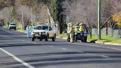 Traffic Diverted After Car Hit Power Pole Mudgee Guardian Mudgee Nsw