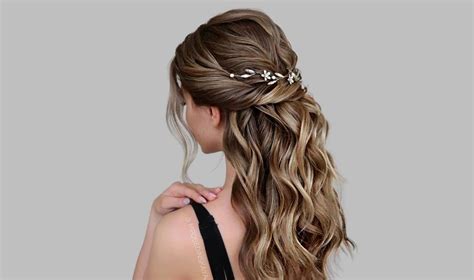 20 Easy Homecoming Hairstyles For A Stunning Look