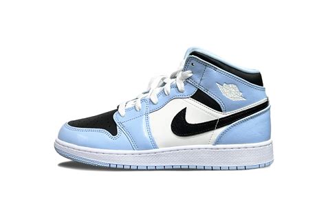 AIR JORDAN 1 MID ICE BLUE - Kicksdaily