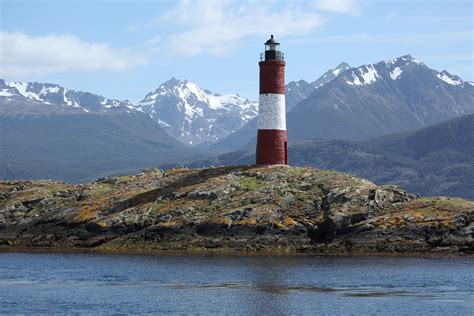 Les Eclaireurs Lighthouse Wikiwand