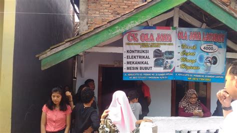 Warga Geruduk Rumah Pelaku Penipuan Dengan Iming Iming Jadi Pegawai Rs