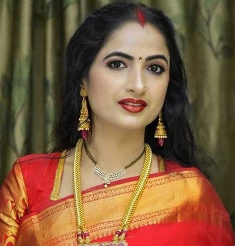 Pin By Db On नऊवारी साडीमराठी लूक Indian Beauty Saree Indian Beauty Beautiful Girl Indian