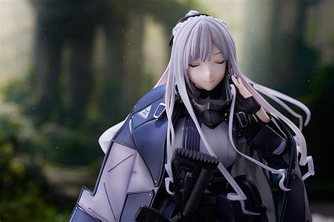 AK-12 Girls Frontline Figure | Crunchyroll Store