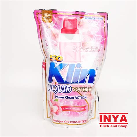 Jual Deterjen Cair So Klin Liquid Softergent Sakura Strawberry Ml