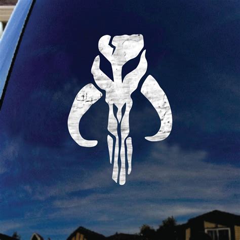 Socooldesign Mandalorian Skull Silhouette White Character Car Window Vinyl Decal