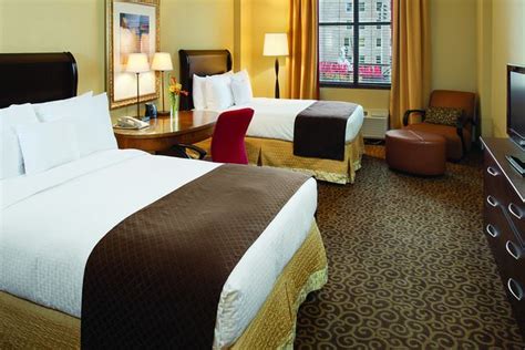 DoubleTree By Hilton Memphis Downtown