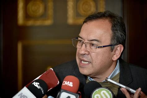 Ministro Alfonso Prada Responde Al Posible ‘mico En Ley De Orden