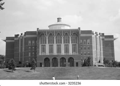 551 University of kentucky Images, Stock Photos & Vectors | Shutterstock