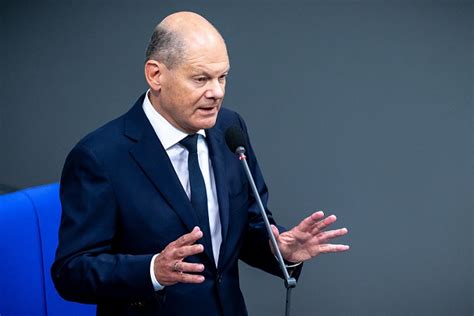 Scholz gives 'guarantee' Germany won't be party to war in Ukraine