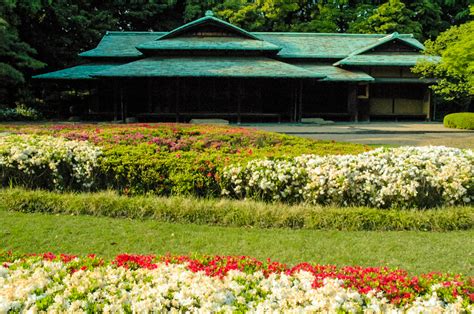 How to Plan Your Tokyo Japan Imperial Palace Gardens Visit