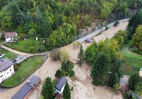 Trudnica nažalost izgubila bebu Iz poplavljene Jablanice hitno