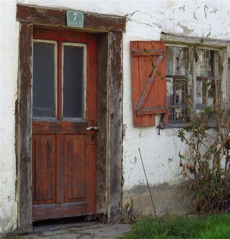 Fotos Gratis Madera Casa Ventana N Mero Antiguo Callej N Choza