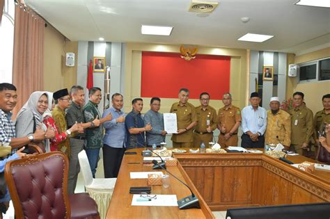 Bupati Natuna Tandatangani Surat Persetujuan DOB Provinsi Kepulauan