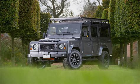 Arkonik Avant Garde Edition Land Rover Defender Cool Material