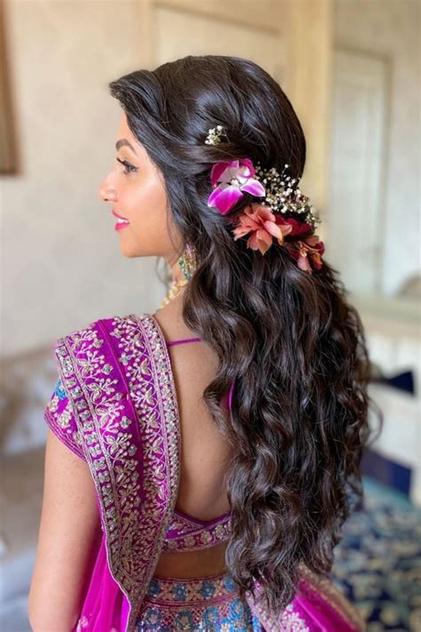 Floral Fiesta Types Of Flowers For Your Bridal Hairstyle Indian