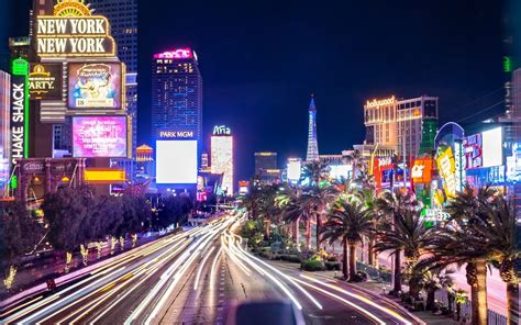 5 Exciting Things To Do For Couples In Vegas Cheapest Vacations Cool Places To Travel