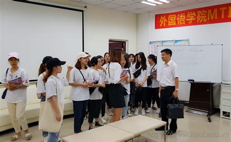 60 HaUI students participate in the student exchange program at Guangxi ...