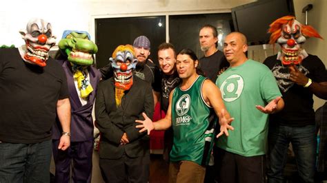 Rockaxis Infectious Grooves vuelve a las pistas con formación clásica