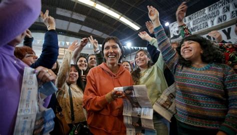 Mayra Mendoza Se Reunió Con Comerciantes Y Dialogó Con Vecinos De Quilmes Oeste Avellaneda Hoy