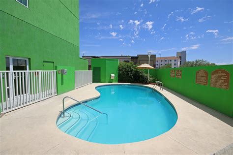 Holiday Inn Express And Suites Cd Juarez Las Misiones An Ihg Hotel