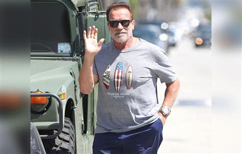 Arnold Schwarzenegger Hobbles To Girlfriend's Home In Leg Brace After ...