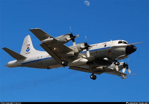 N43RF United States Department Of Commerce Lockheed WP 3D Orion Photo